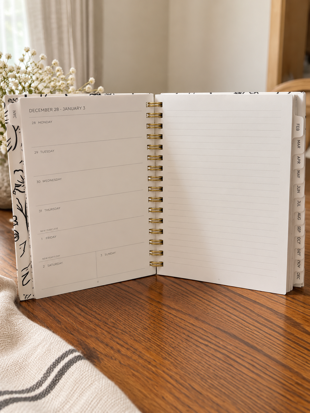 2027 Floral Yearly Planner | 7x9